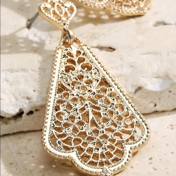 Gold Tone Trapezoid Drop Earrings NWT - Picture 3 of 6